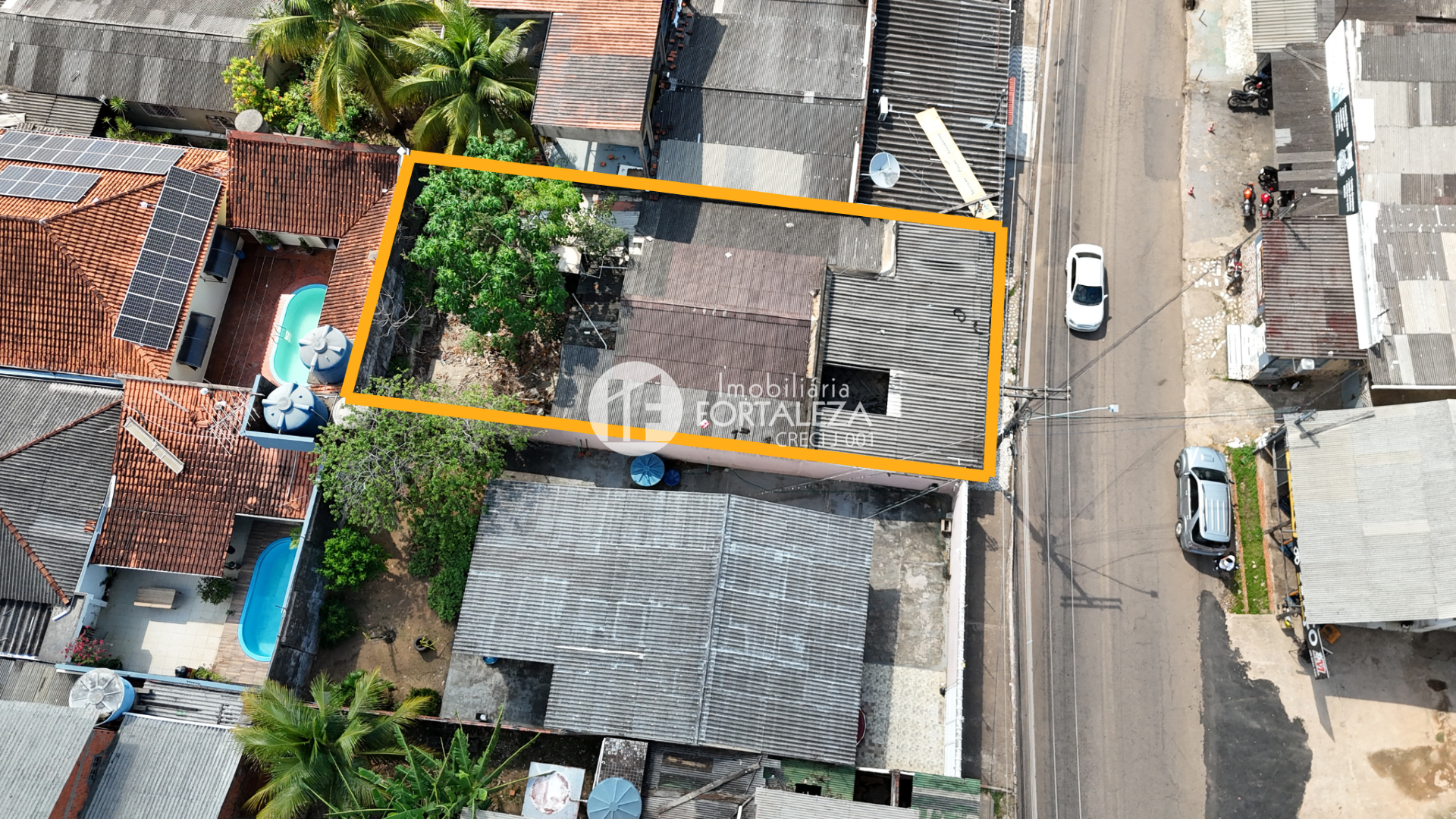Casa Comercial à venda no Floresta: 