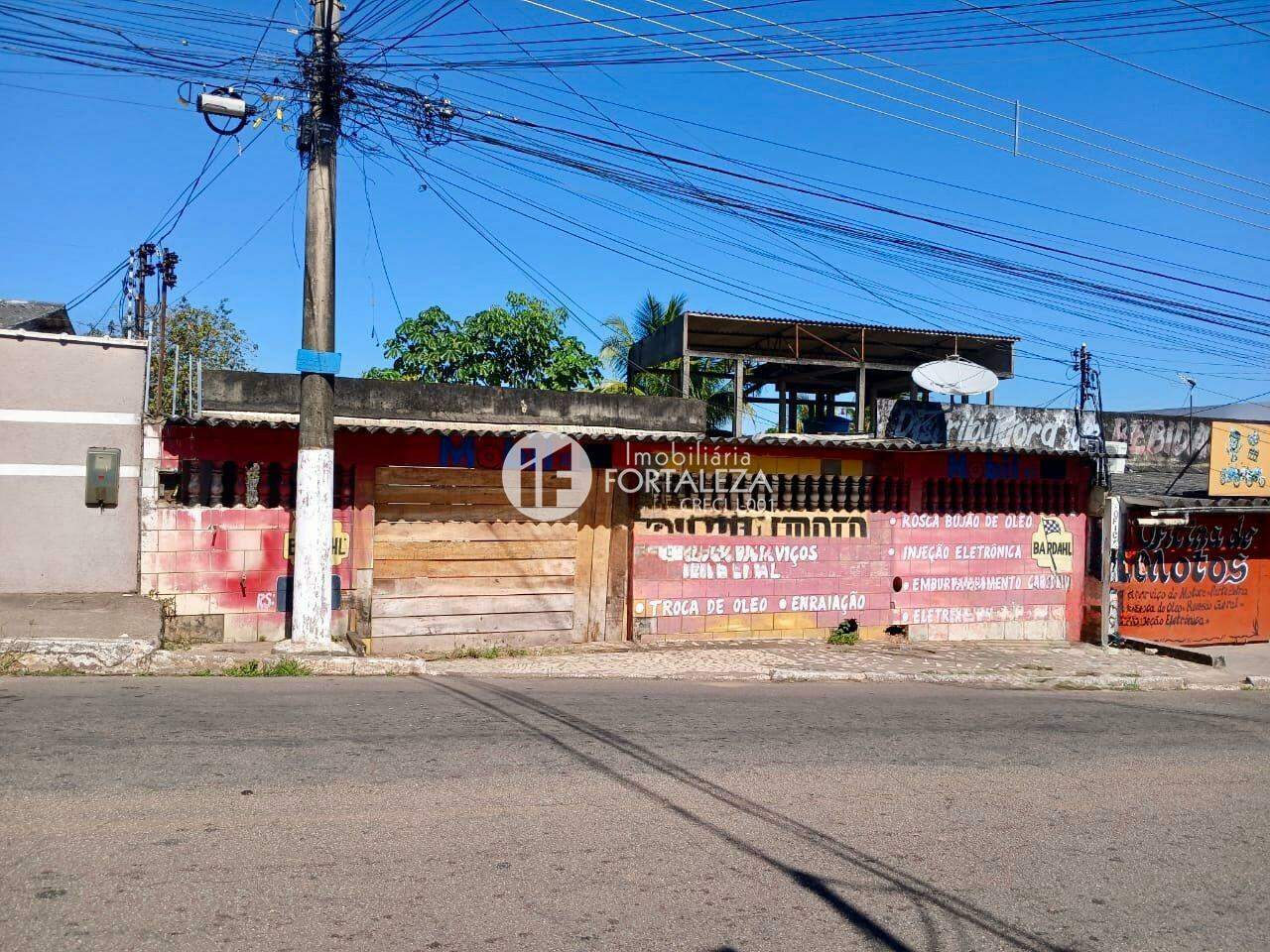 Casa Comercial à venda no Floresta: 