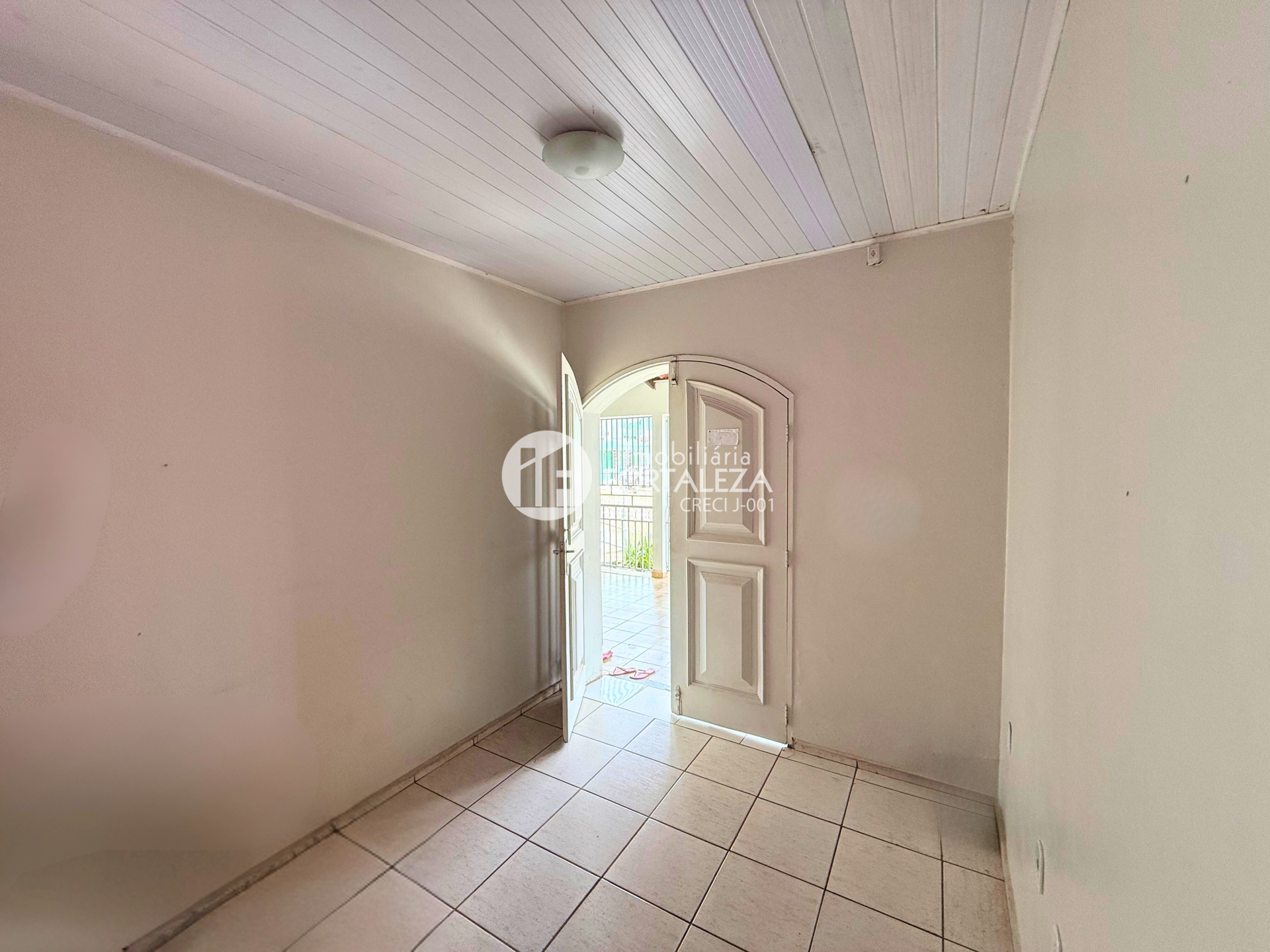 Casa Comercial à venda no Ipase: 