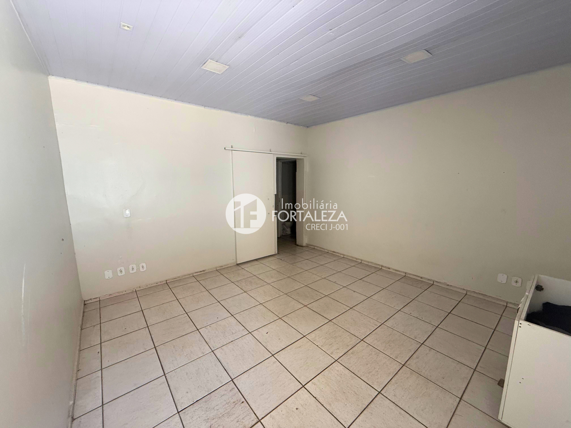 Casa Comercial à venda no Ipase: 