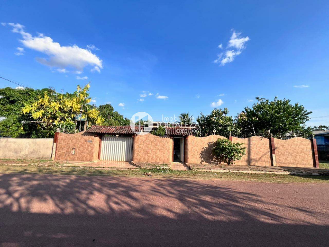 Casa Residencial à venda no Centro: 