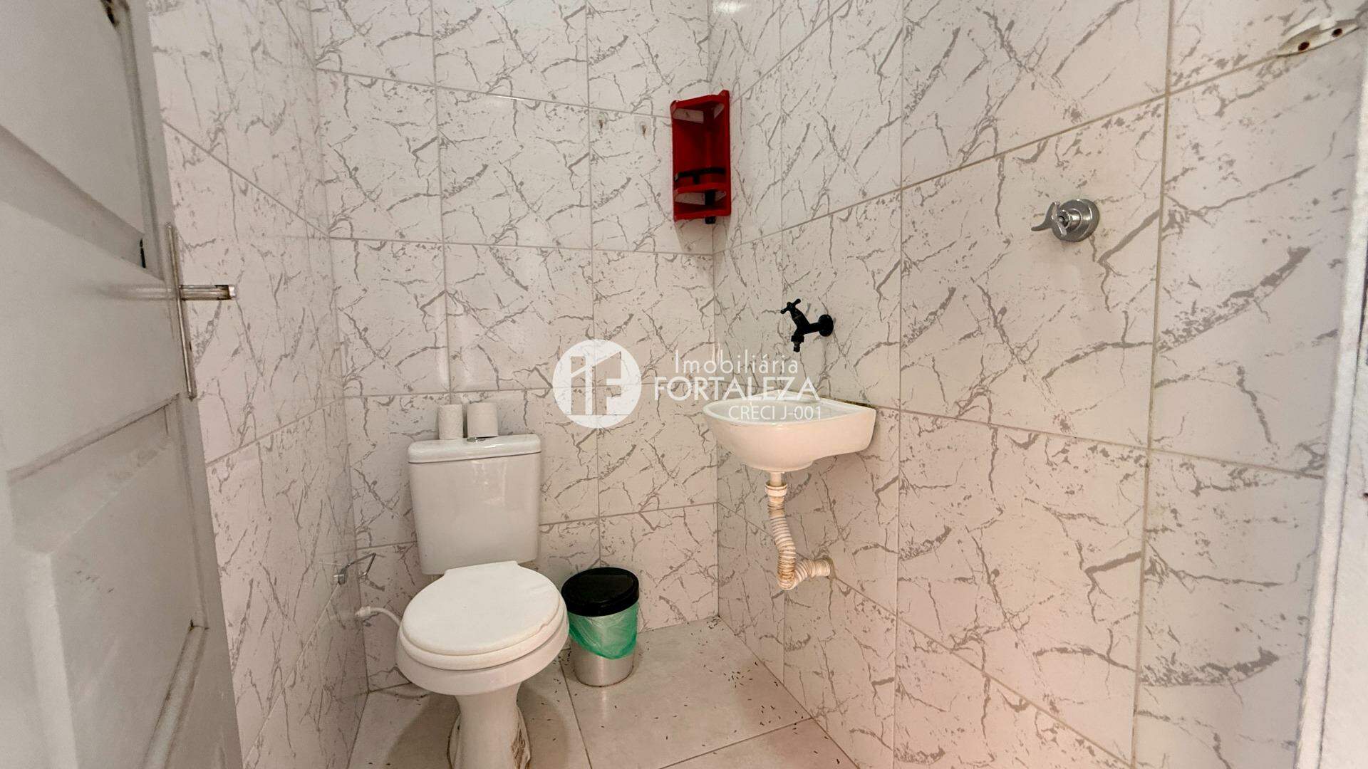 Área Comercial à venda no Dom Giocondo: 