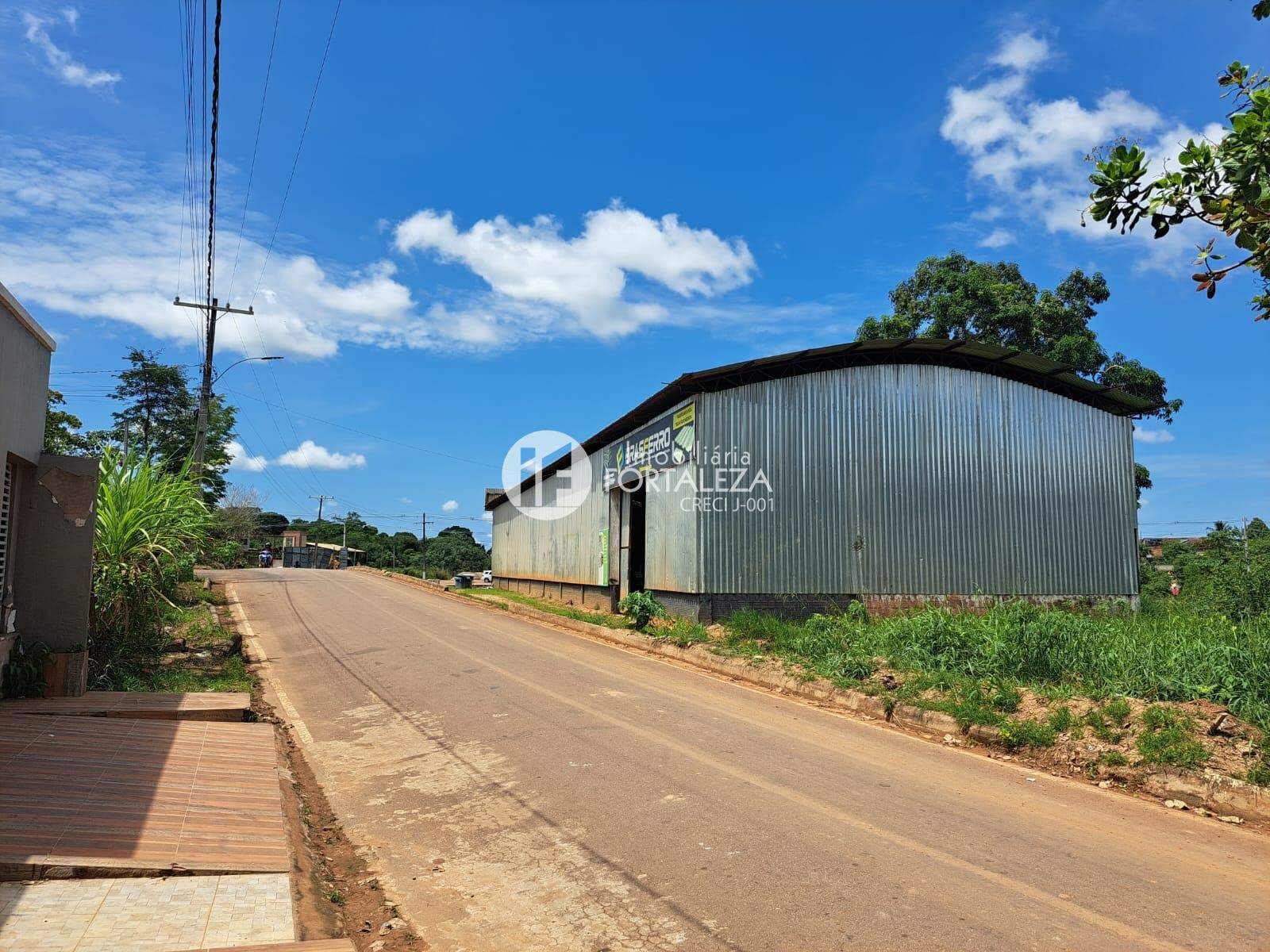 Área Comercial à venda no Epitaciolândia: 