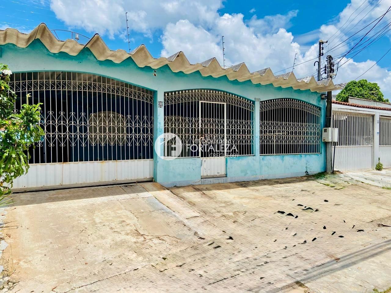 Casa Residencial à venda no Conjunto Manoel Julião: 
