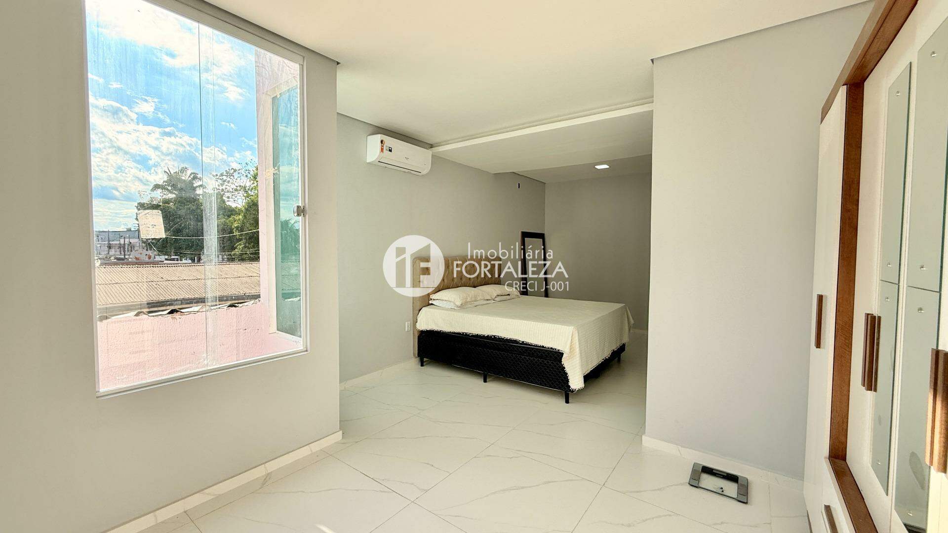 Casa Residencial à venda no Bosque: 