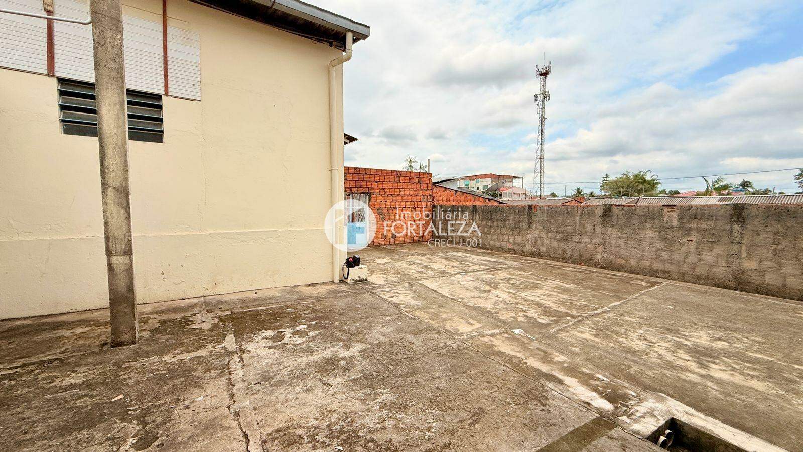 Área Comercial à venda no Estação Experimental: 