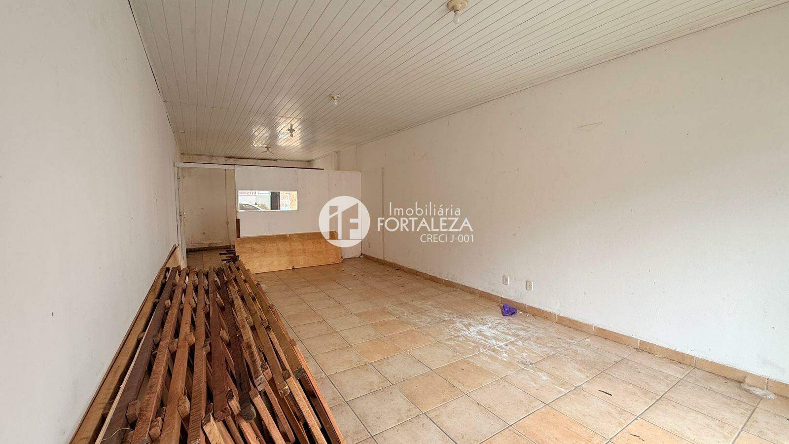 Área Comercial à venda no Estação Experimental: 