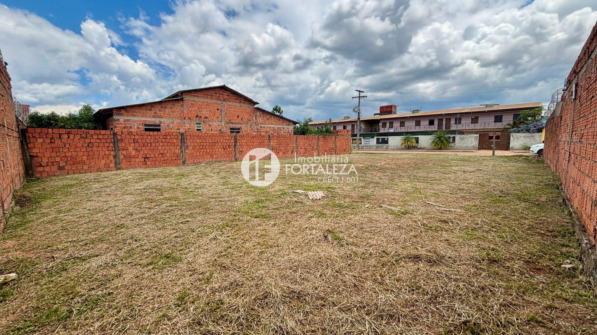 Terreno à venda no Loteamento Santo Afonso: 