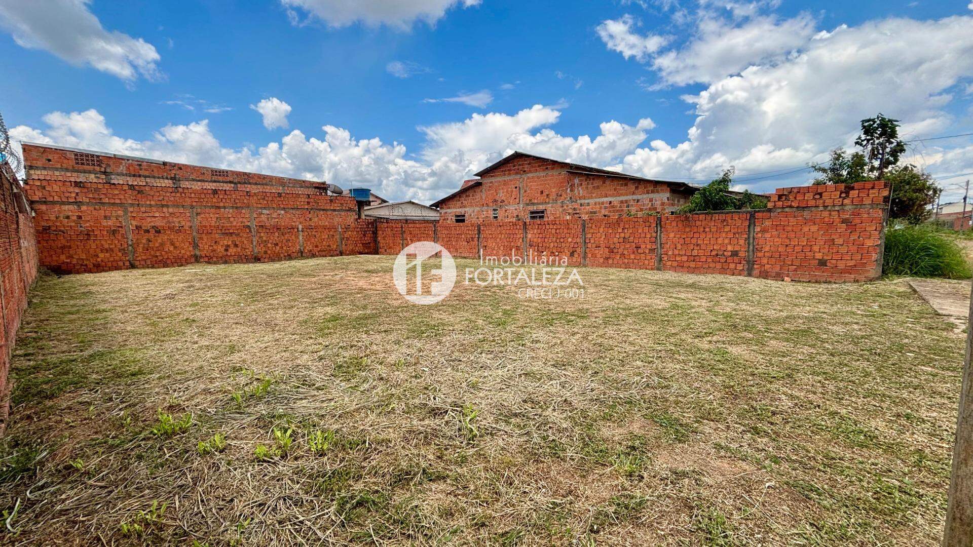 Terreno à venda no Loteamento Santo Afonso: 