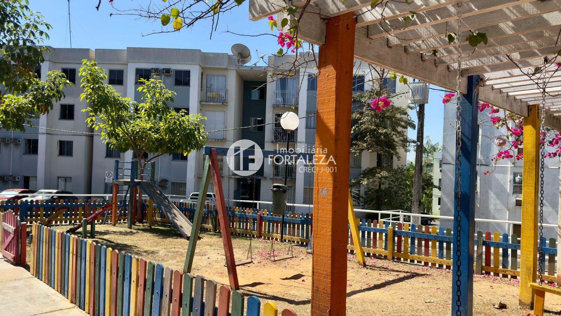 Apartamento à venda no Condomínio Via Parque: 