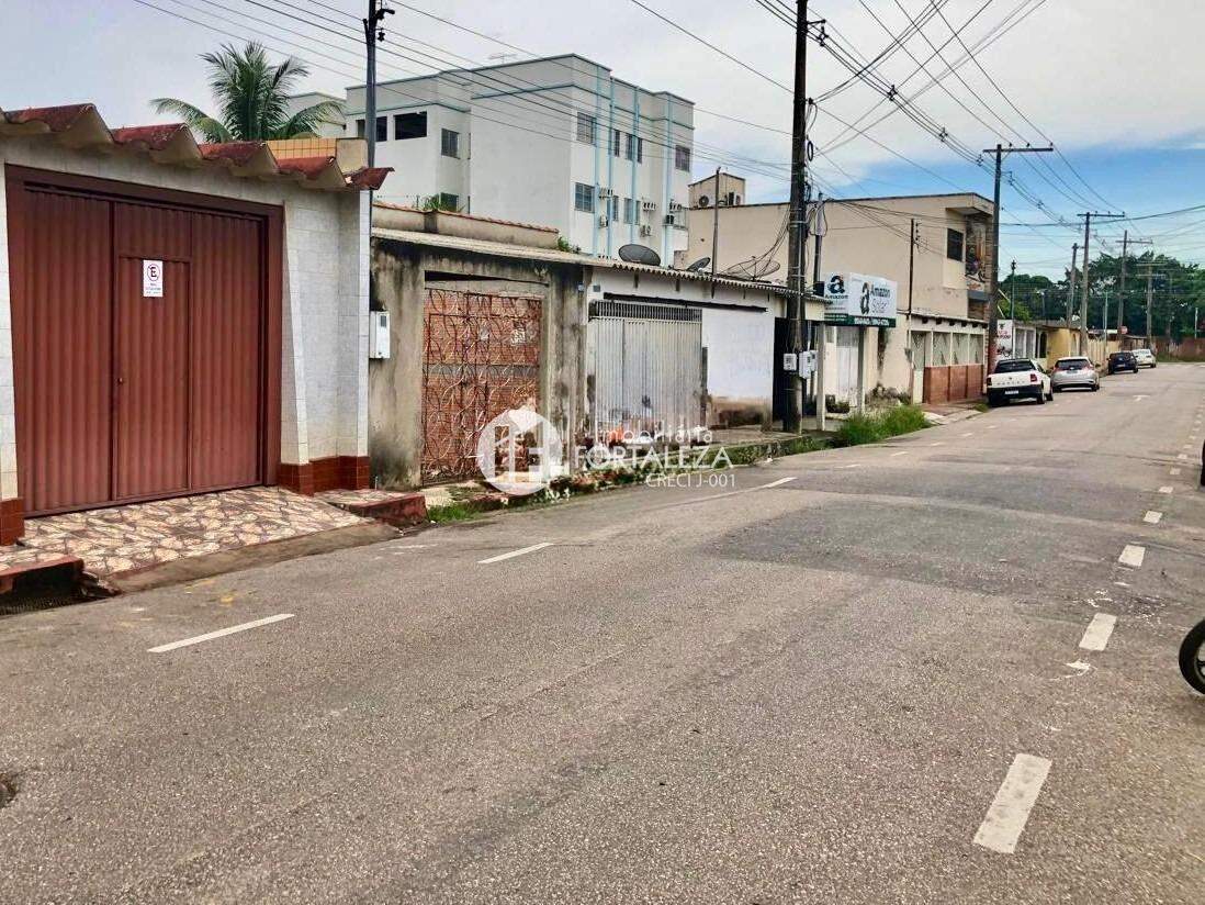 Terreno à venda no Bosque: 