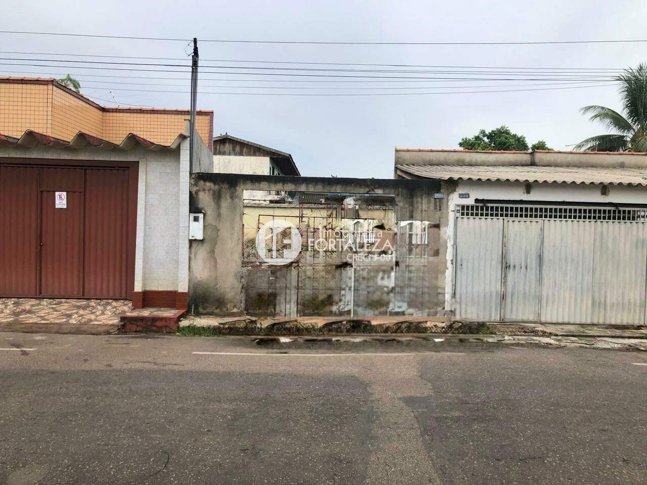 Terreno à venda no Bosque: 