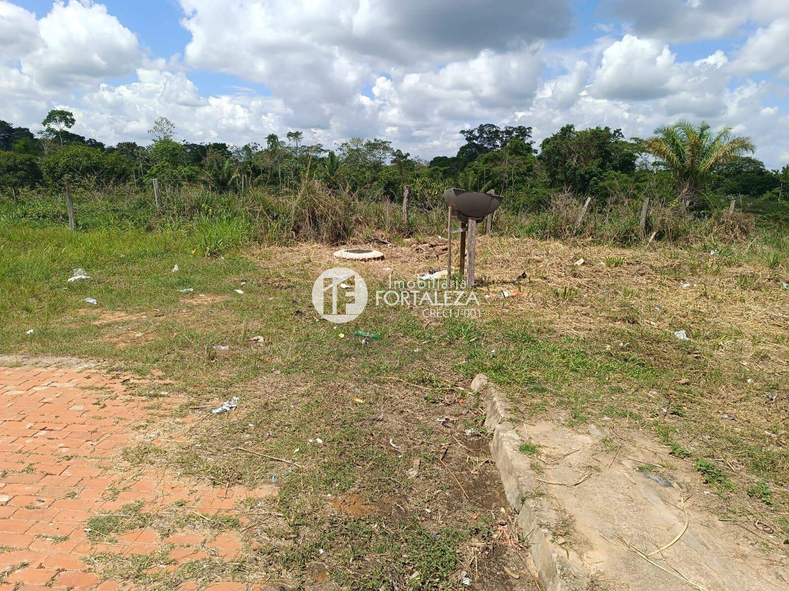 Terreno à venda no Loteamento Santa Luzia: 