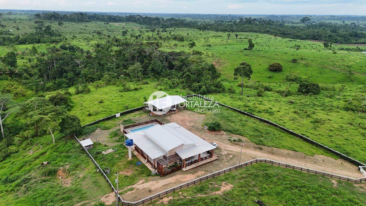 Fazenda à venda no Zona Rural : 