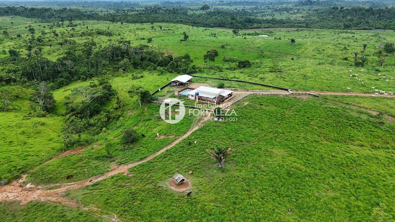 Fazenda à venda no Zona Rural : 