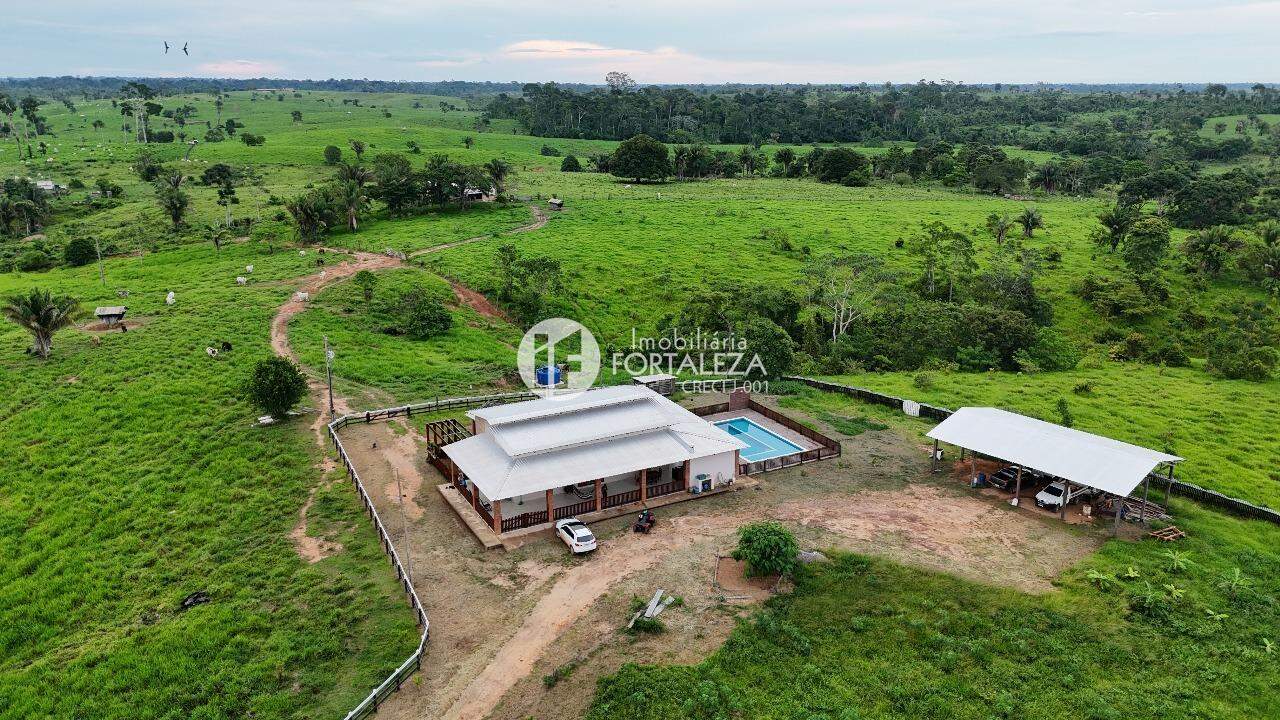 Fazenda à venda no Zona Rural : 