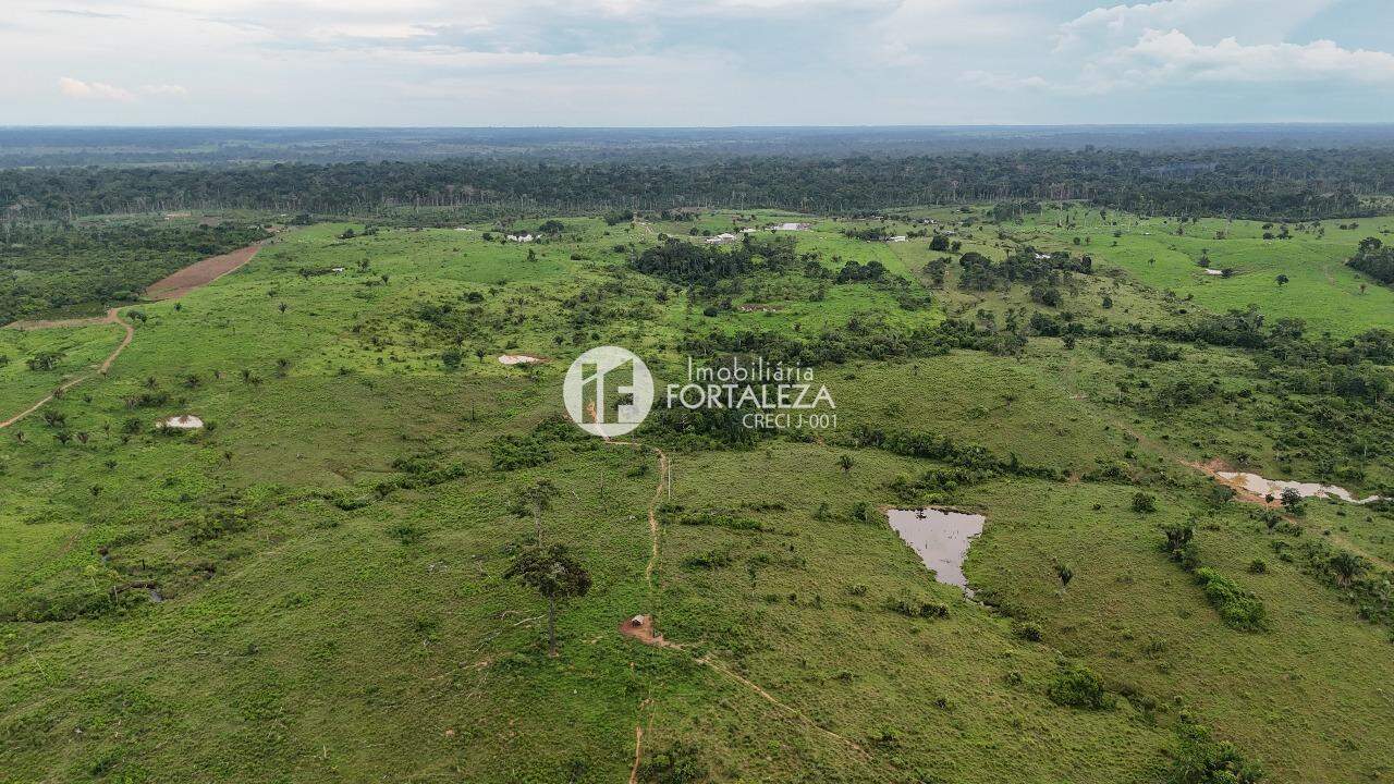 Fazenda à venda no Zona Rural : 