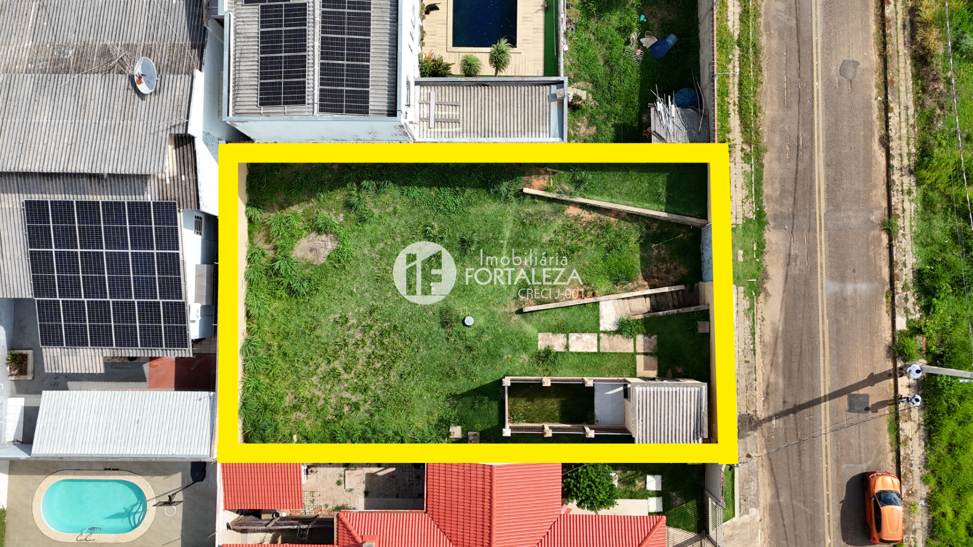 Terreno à venda no Conjunto Mariana: 