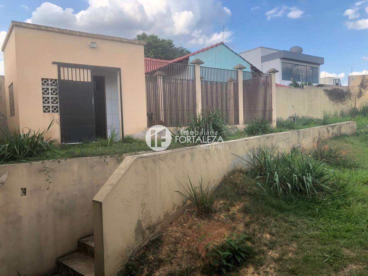 Terreno à venda no Conjunto Mariana: 