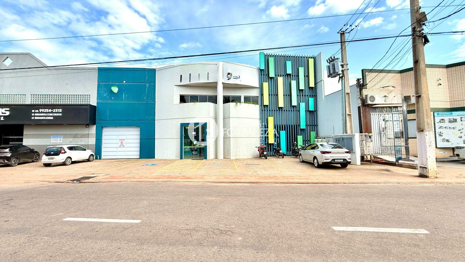 Área Comercial à venda no Isaura Parente: 