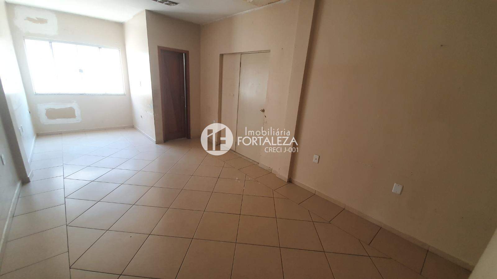 Área Comercial à venda no Isaura Parente: 