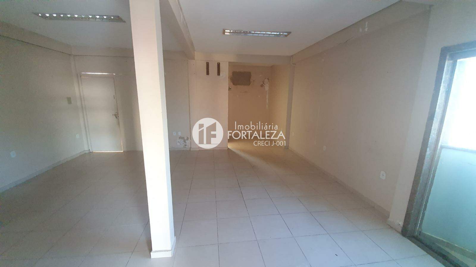 Área Comercial à venda no Isaura Parente: 