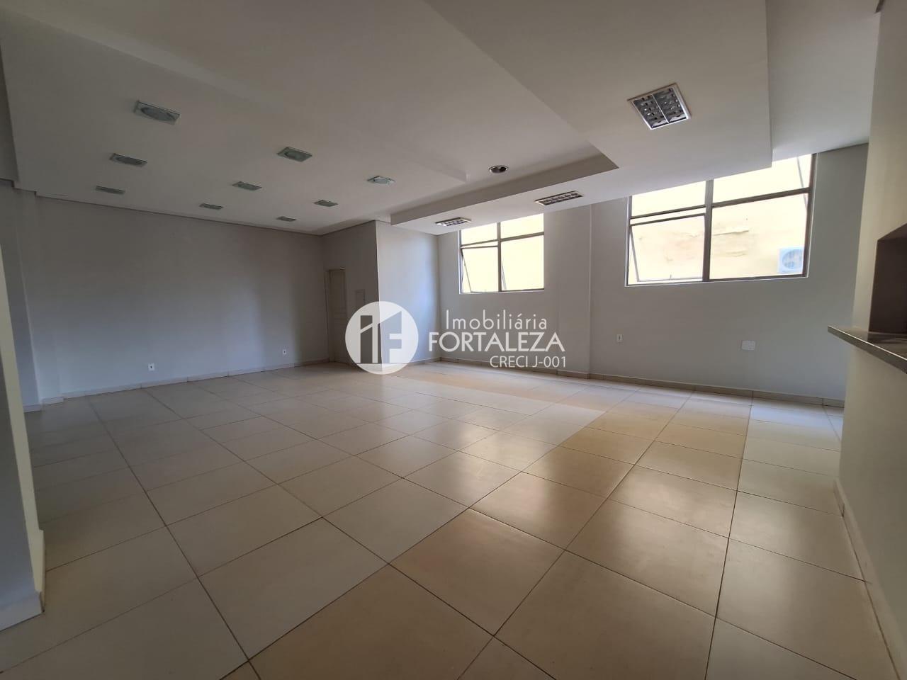 Sala para aluguel no Centro: 
