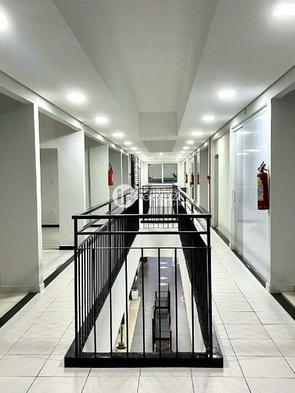 Sala para aluguel no Centro: 