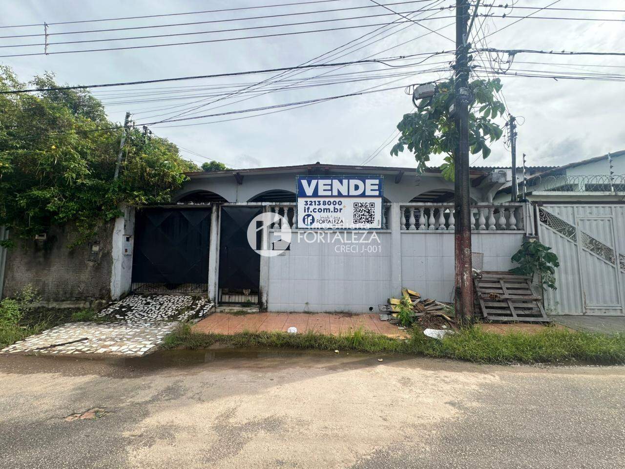 Casa Residencial à venda no Conjunto Universitário: 