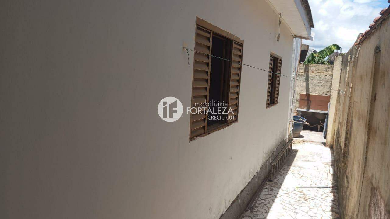Casa Residencial à venda no Conjunto Esperança: