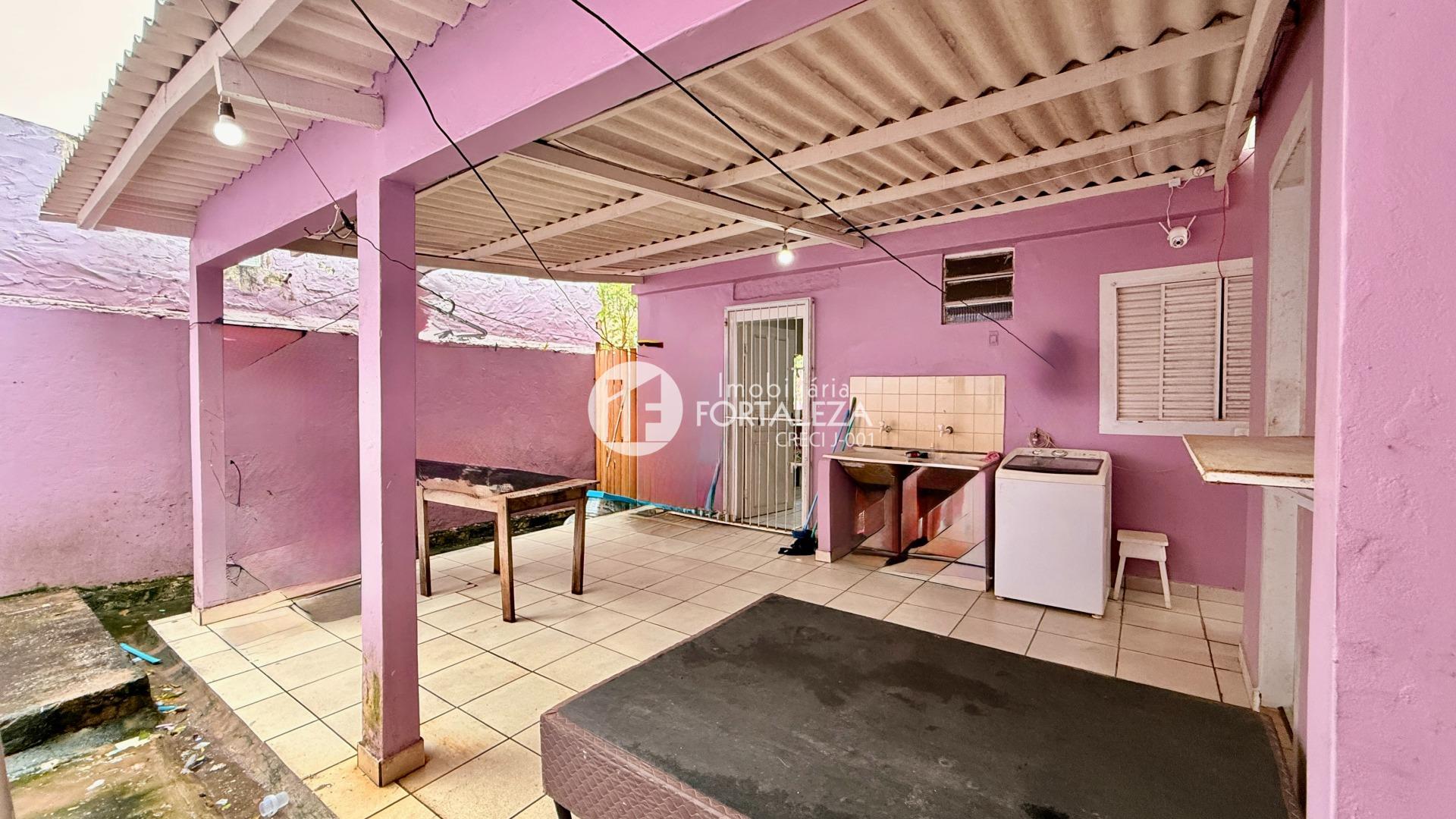 Casa Residencial à venda no Conjunto Tucumã: 