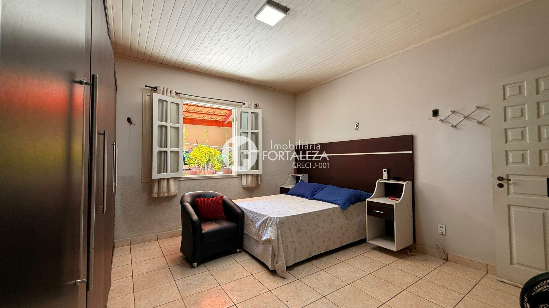 Casa à venda no Abraão Alab: 