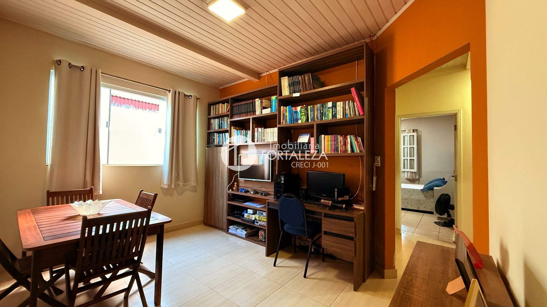 Casa à venda no Abraão Alab: 