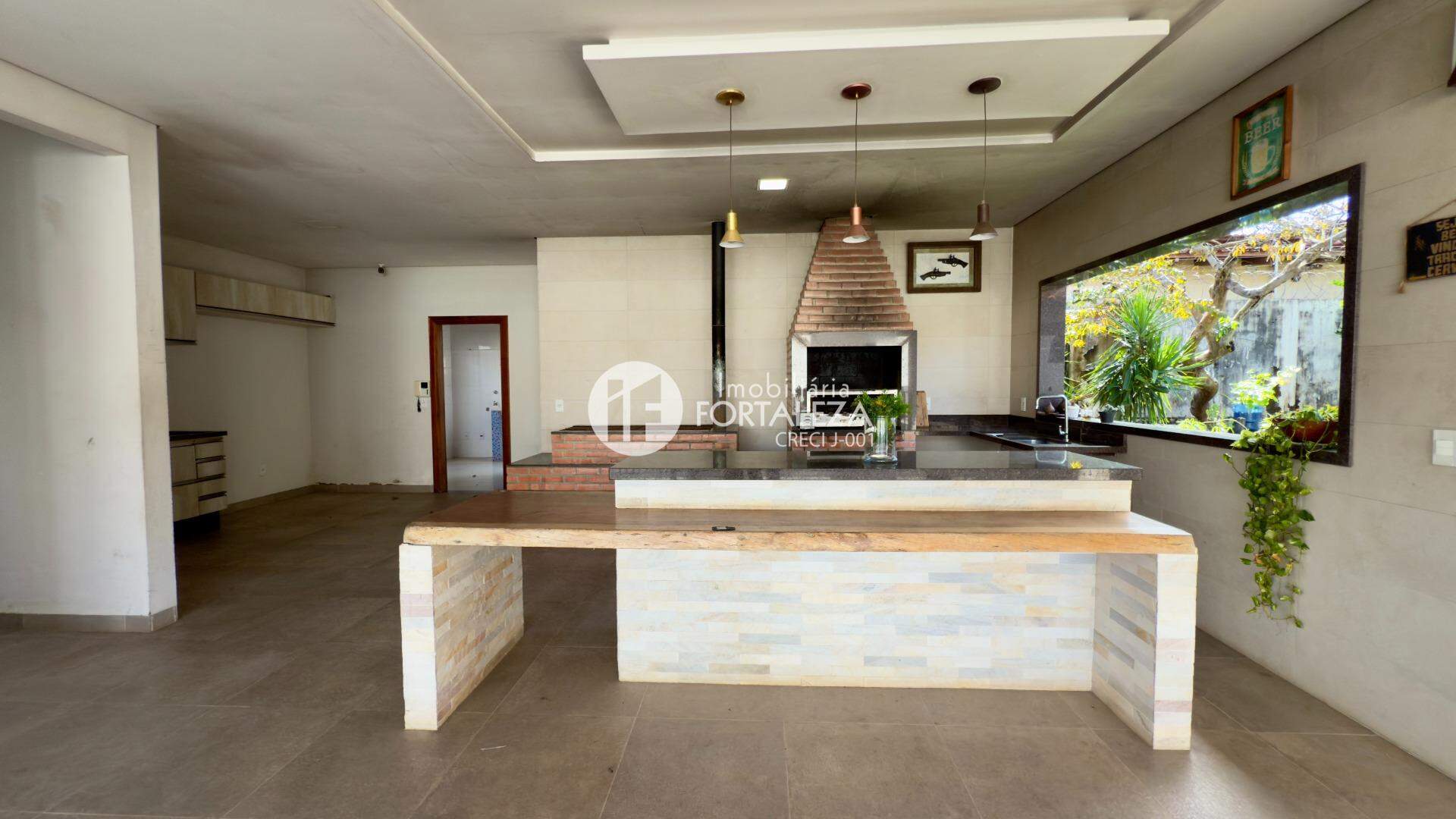 Casa Residencial à venda no Jardim Tropical: 