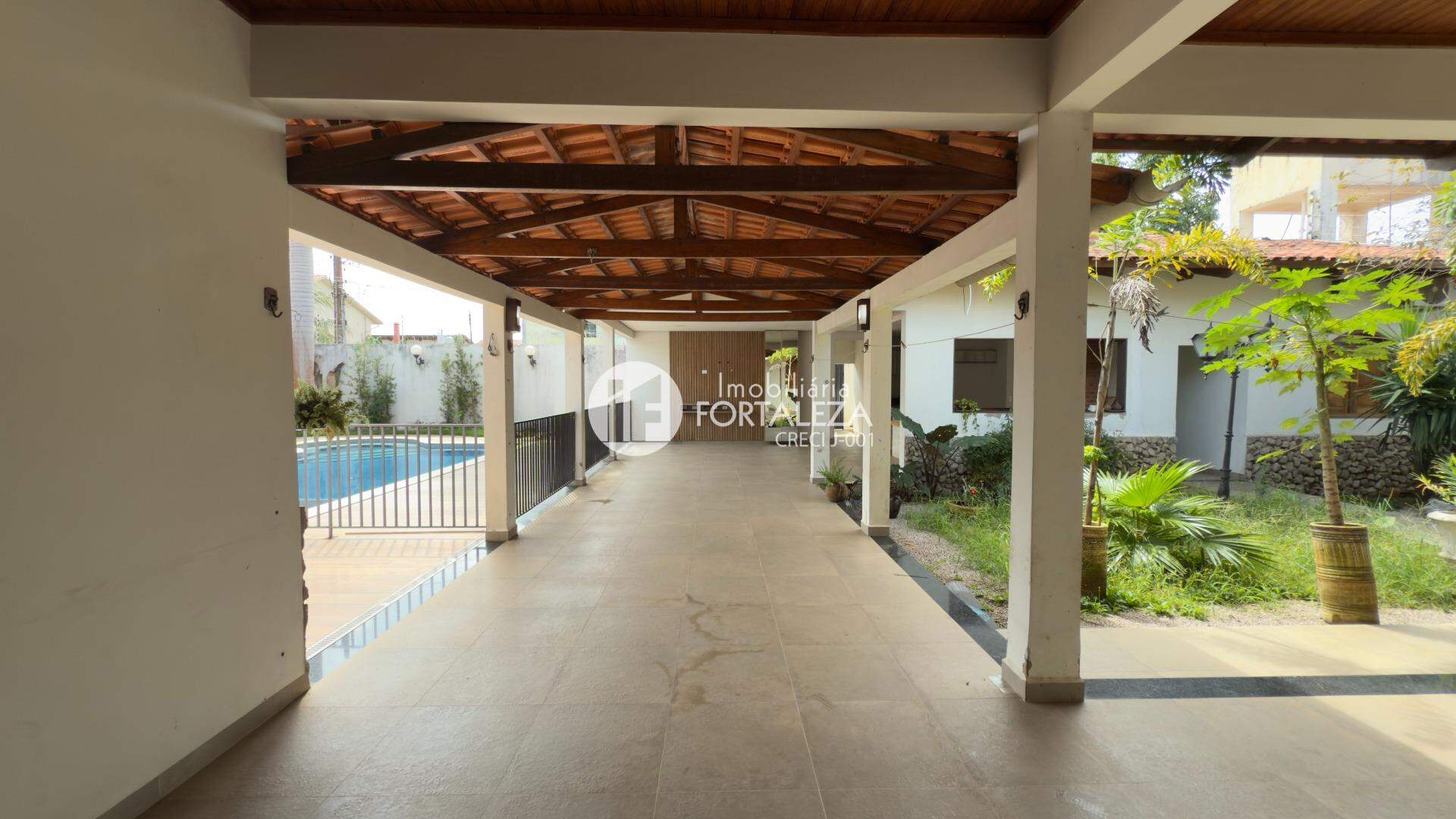 Casa Residencial à venda no Jardim Tropical: 