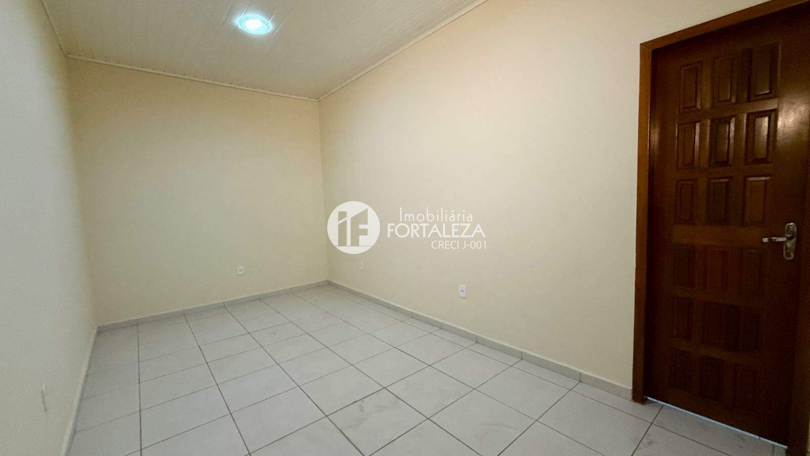 Área Comercial à venda no Floresta: 