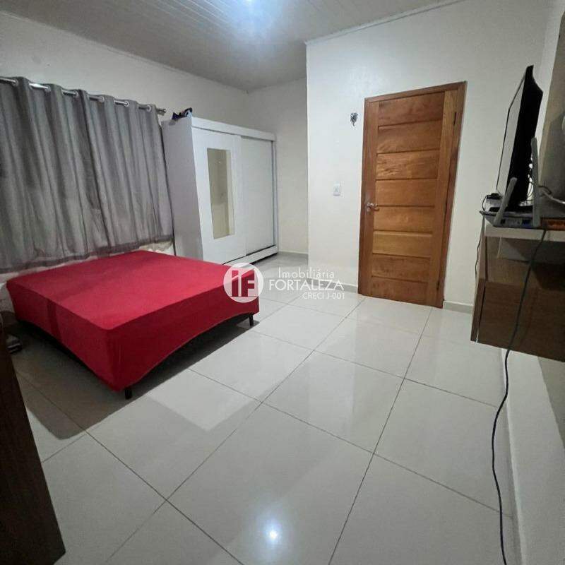 Casa Residencial à venda no Tancredo Neves: 