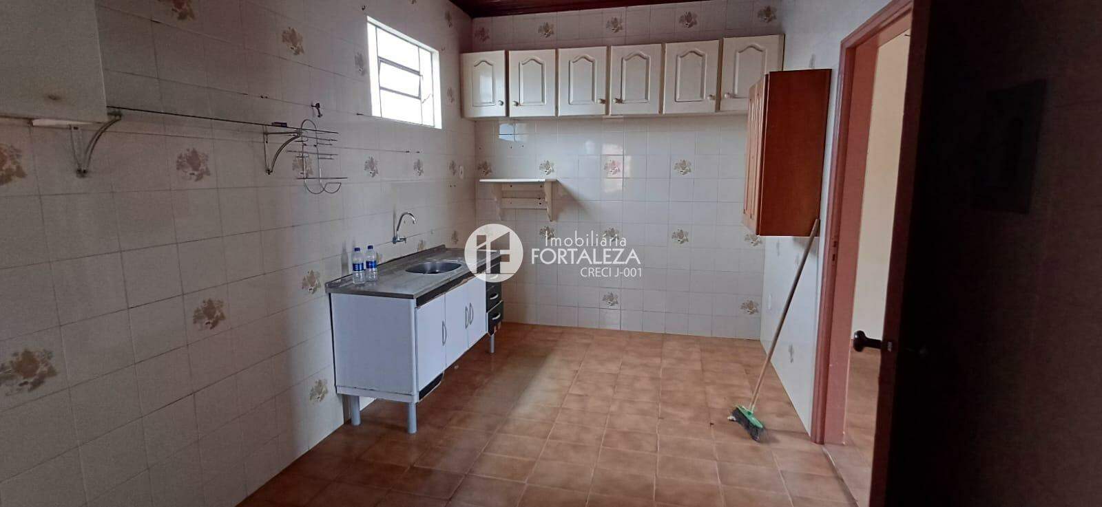 Área Comercial à venda no Isaura Parente: 