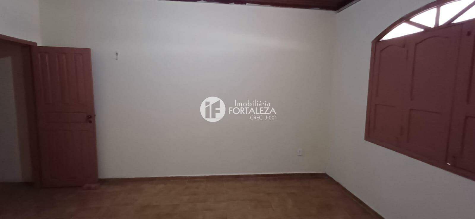 Área Comercial à venda no Isaura Parente: 