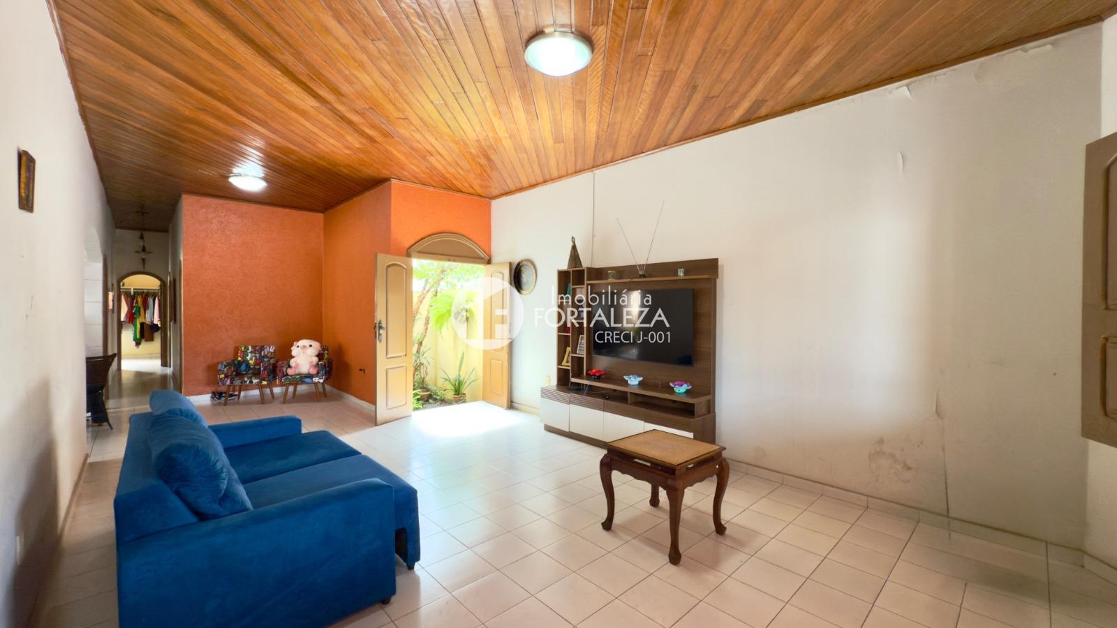 Casa Residencial à venda no Conjunto Manoel Julião: 