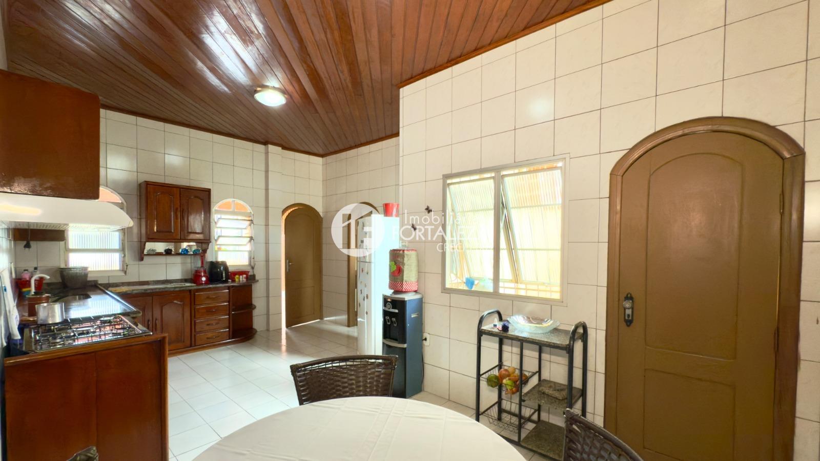 Casa Residencial à venda no Conjunto Manoel Julião: 