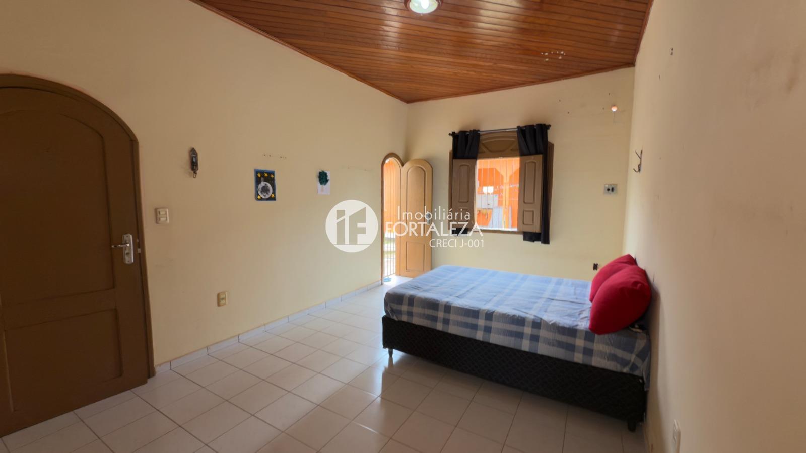 Casa Residencial à venda no Conjunto Manoel Julião: 