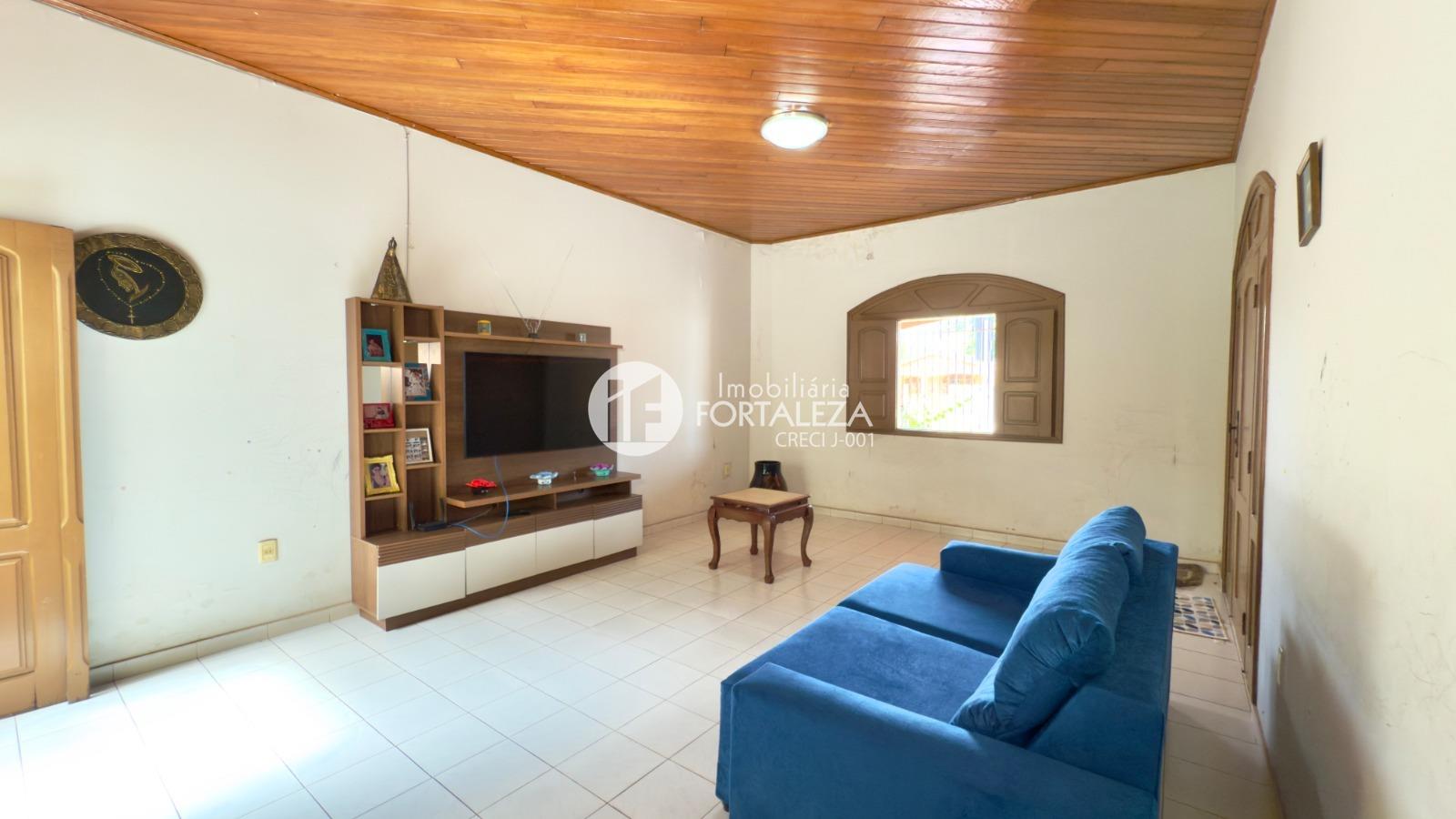 Casa Residencial à venda no Conjunto Manoel Julião: 