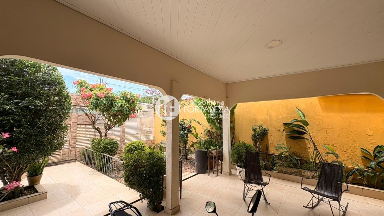 Casa Residencial à venda no Conjunto Tucumã: 