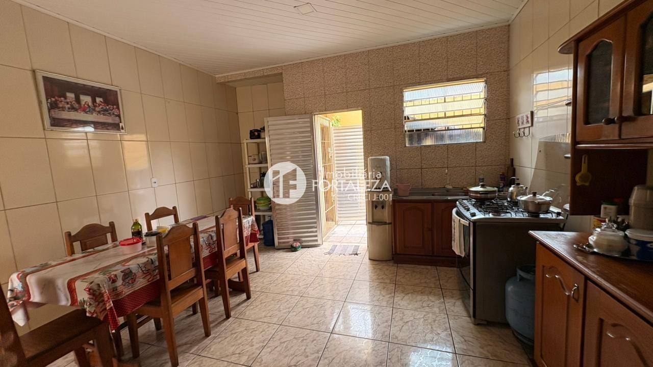 Casa Residencial à venda no Conjunto Tucumã: 