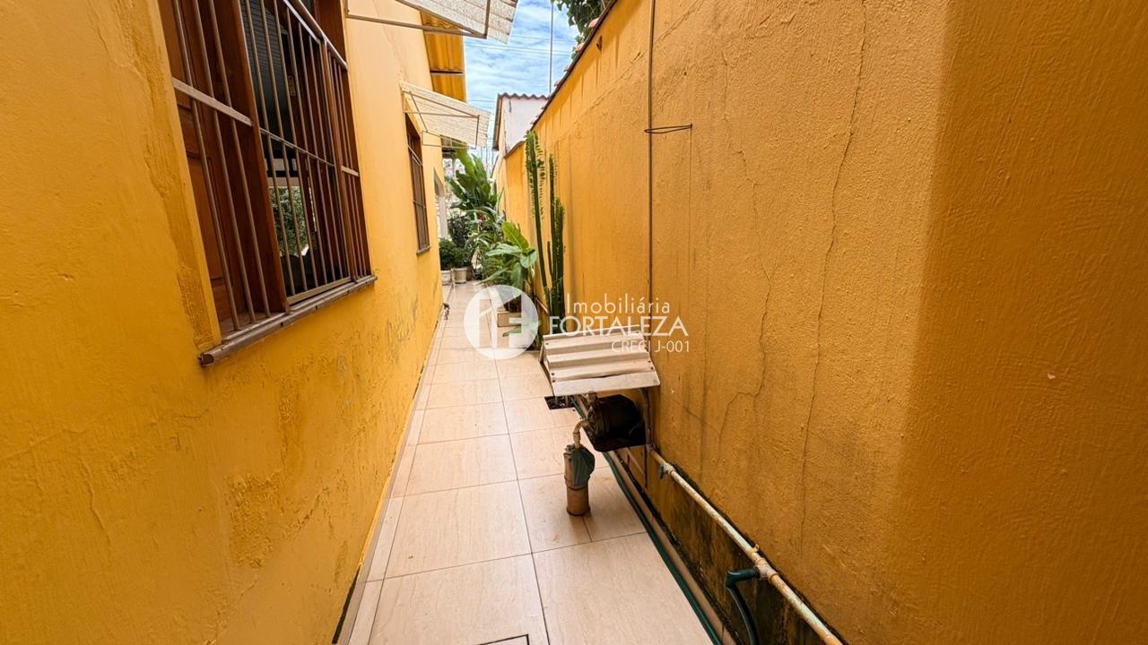 Casa Residencial à venda no Conjunto Tucumã: 