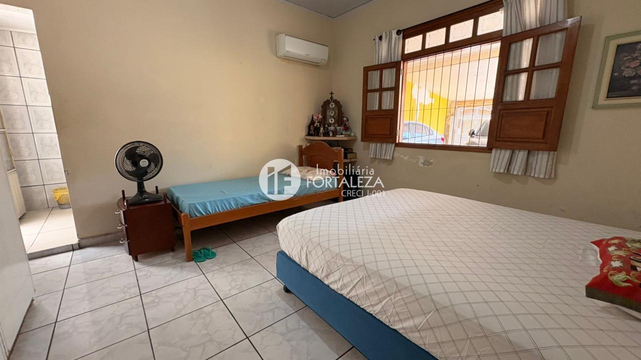 Casa Residencial à venda no Conjunto Tucumã: 