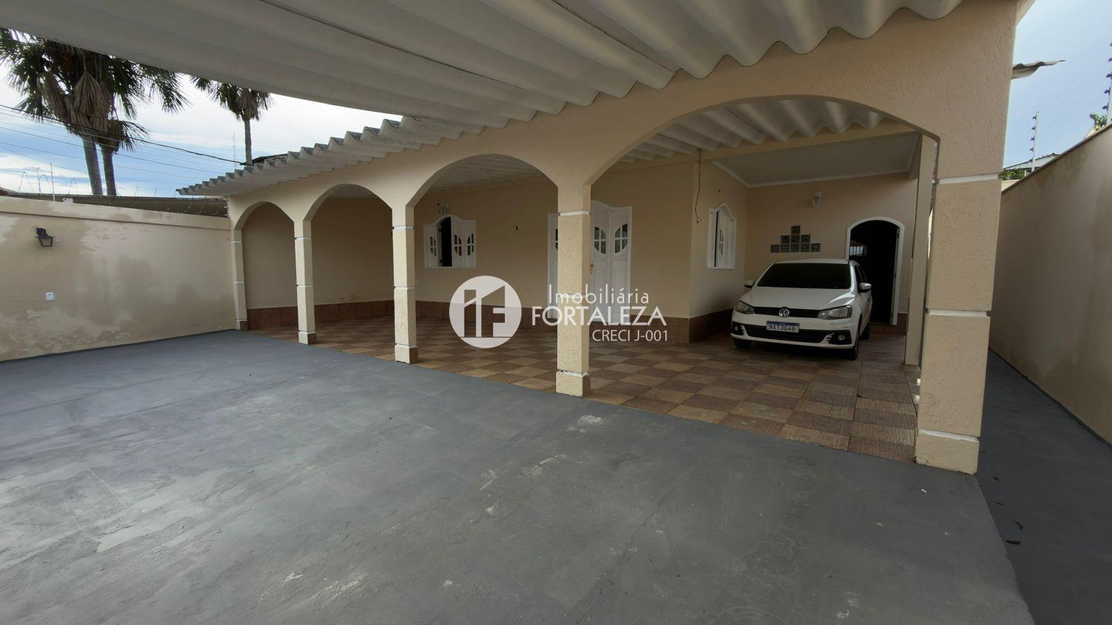 Casa Residencial à venda no Bosque: 