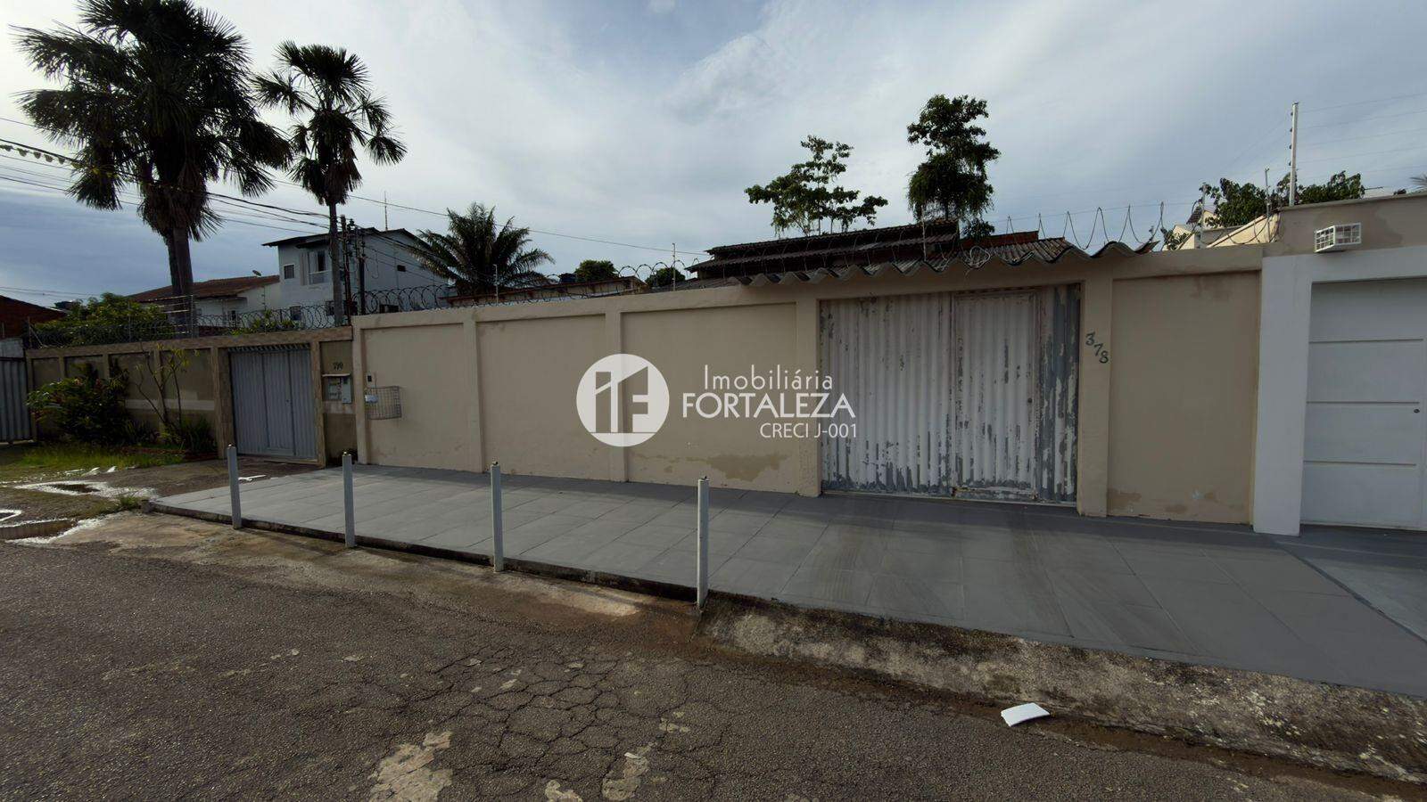 Casa Residencial à venda no Bosque: 