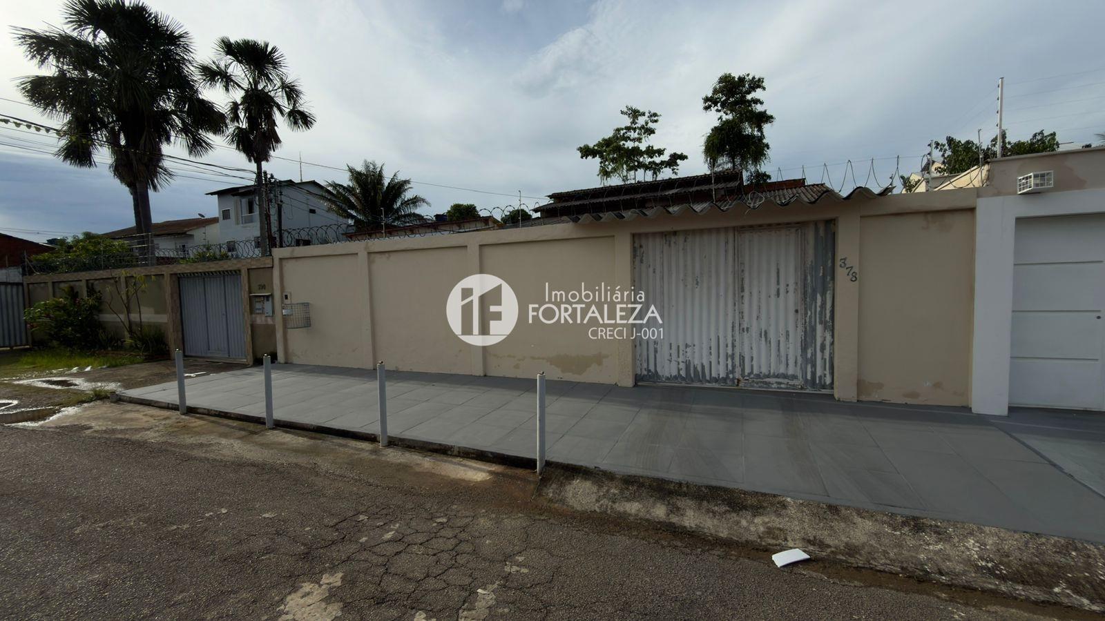 Casa Residencial à venda no Bosque: 